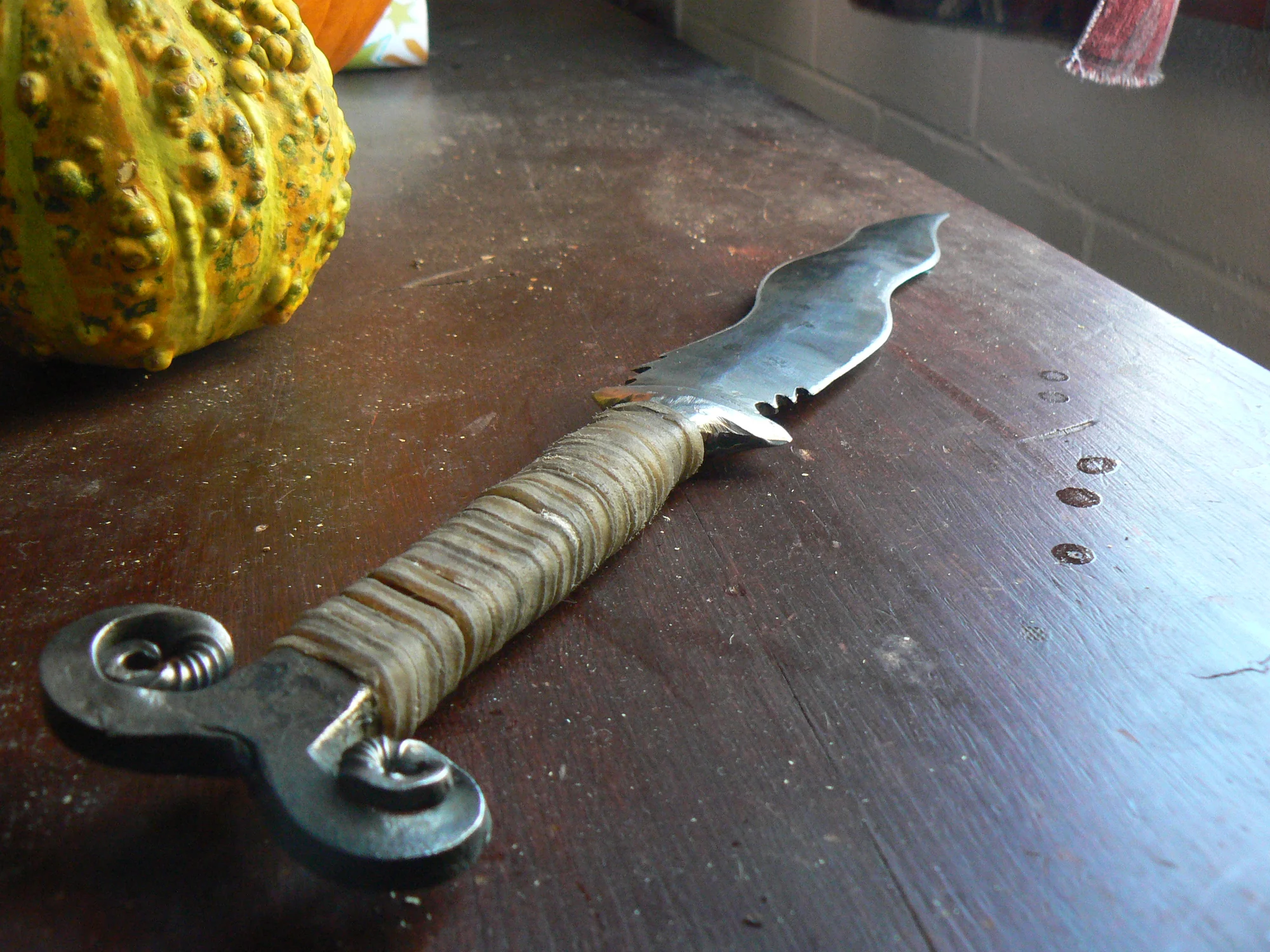 Forged steel ram knife with ram horn pommel - ritual blade by BorboroForge